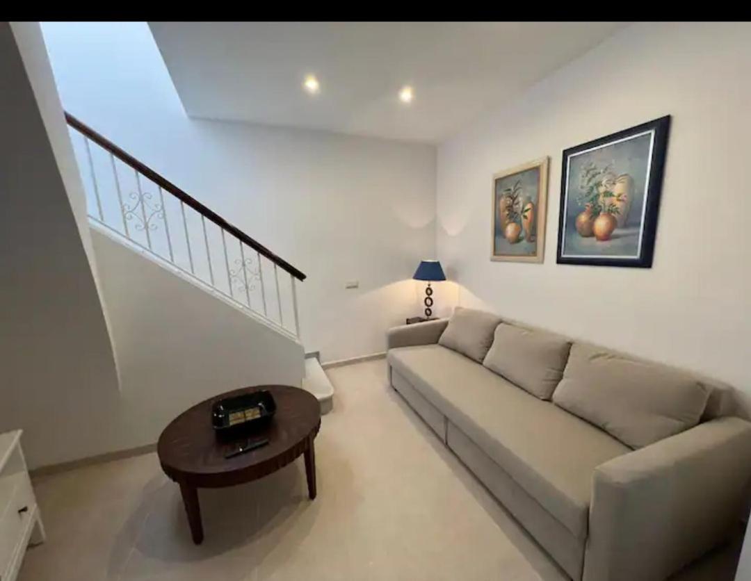 Apartamento La Canela Нерха Экстерьер фото